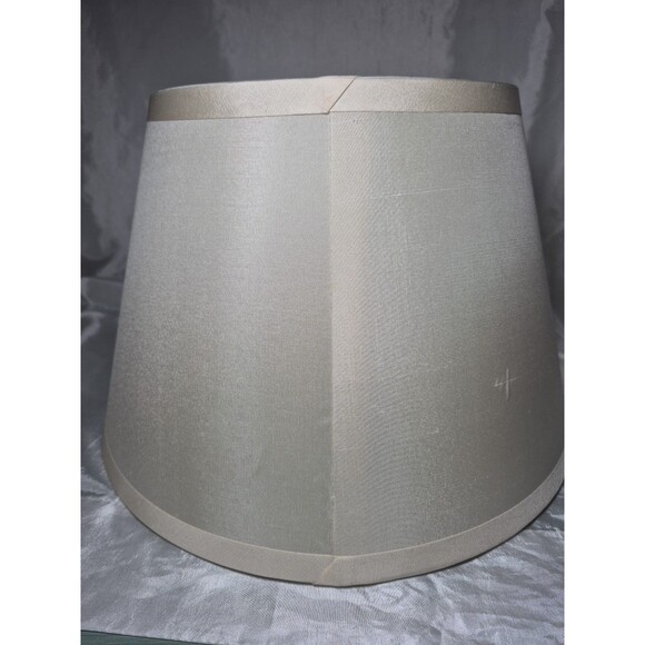Vintage Restoration Hardware Ivory Silk Drum Roll With Slant Shade 8 1/2" T - Picture 6 of 16